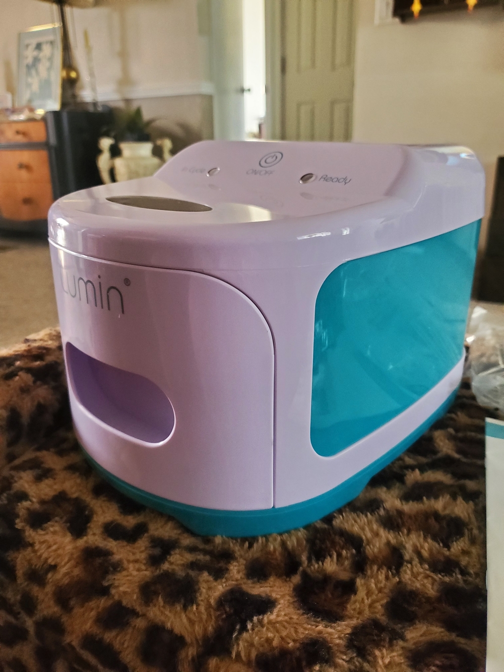 Lumin Multi Sanitizing Machine